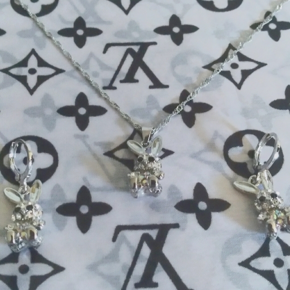 925 Sterling Silver Necklace & Earring Set - Picture 3 of 3